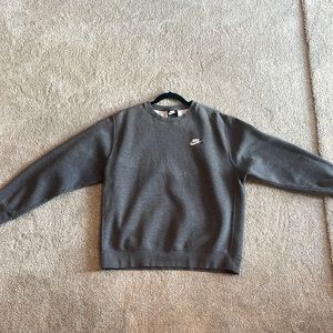 Nike Crewneck Size M